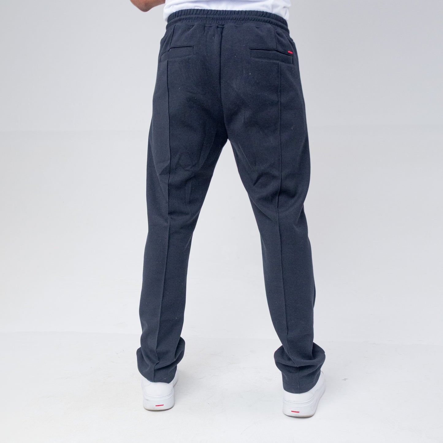 Bogart Crest Pintuck Sweatpant