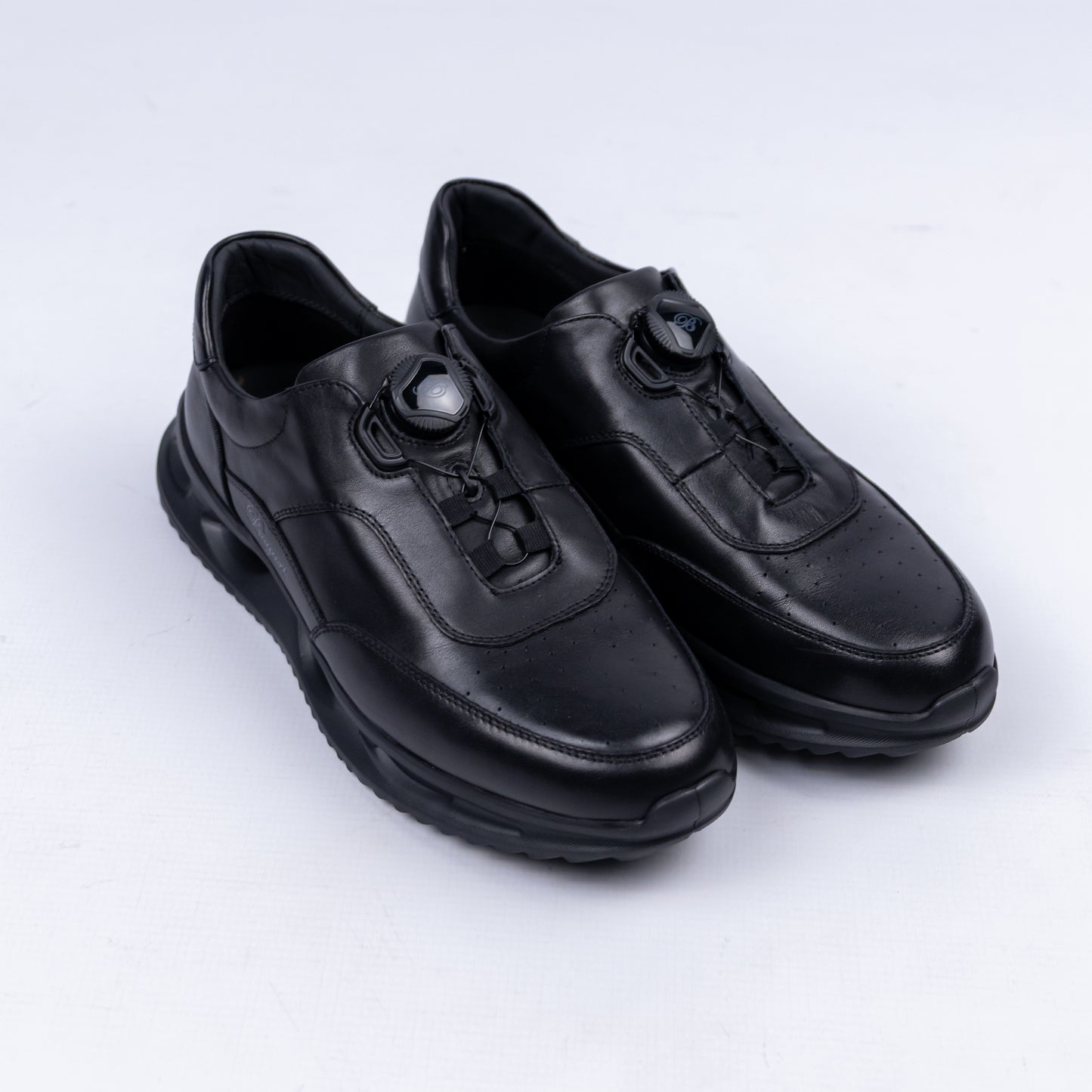 Bogart Ripple Sole Script Sneaker