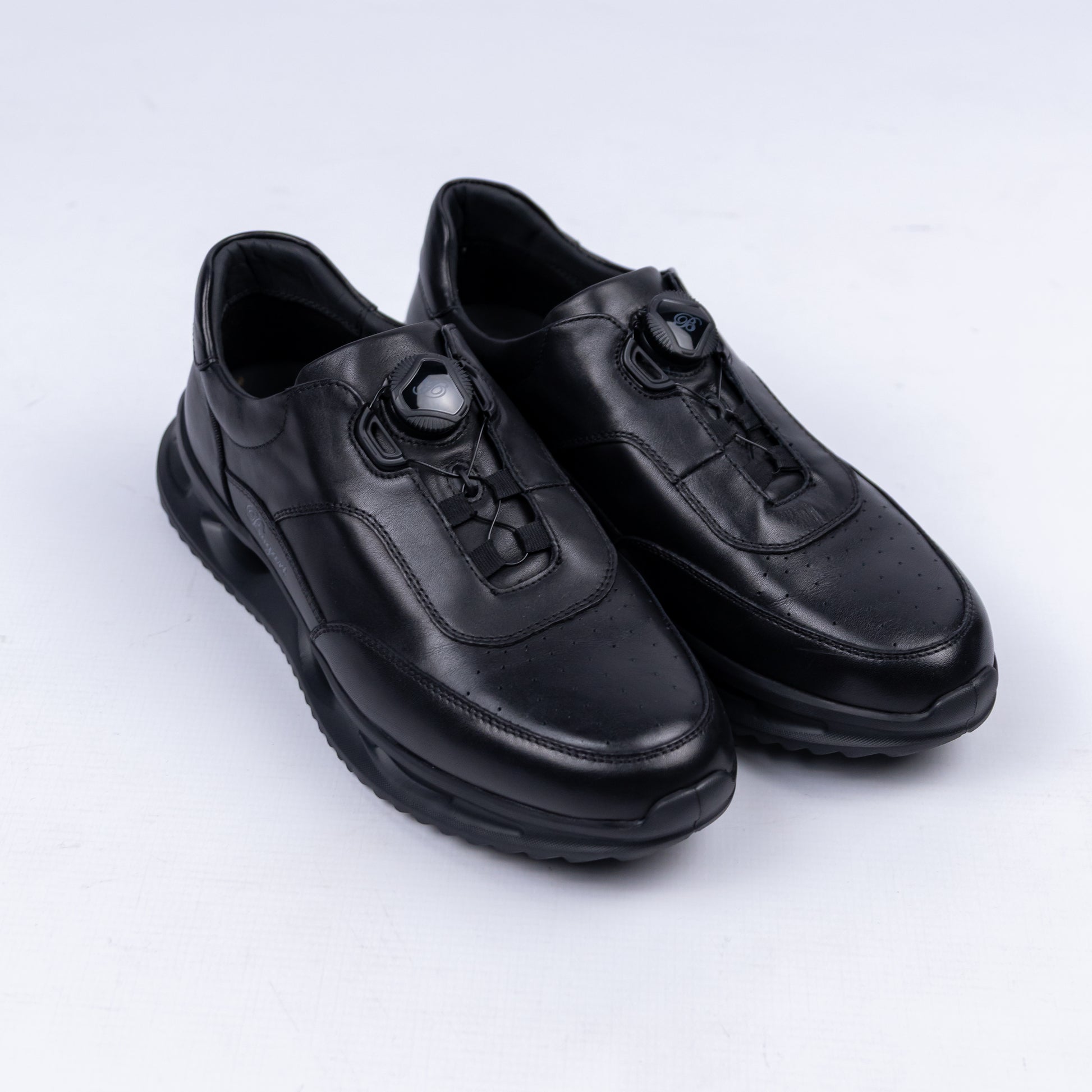 Bogart Ripple Sole Script Sneaker