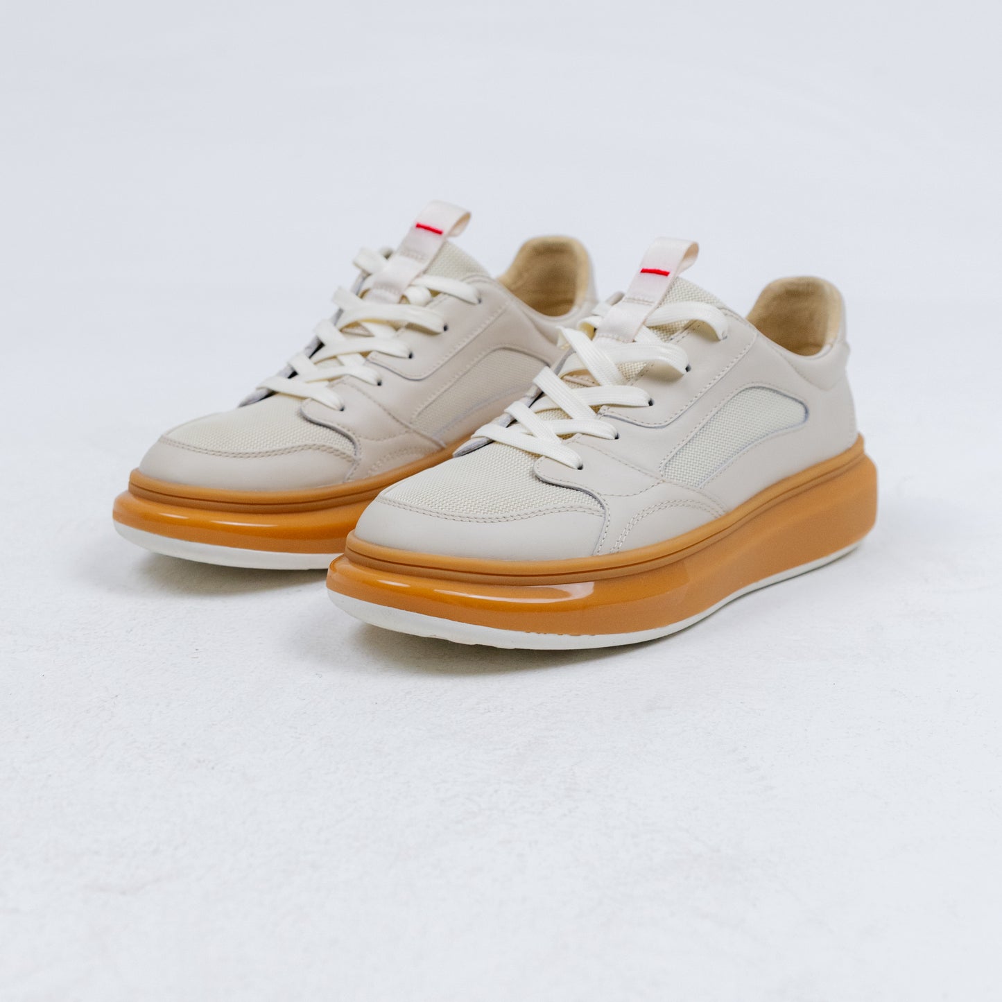Bogart Winged Crest Gel-Sole Sneaker