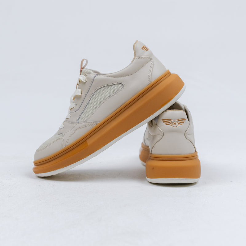 Bogart Winged Crest Gel-Sole Sneaker