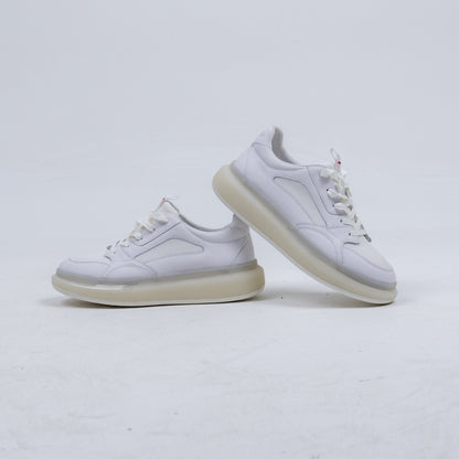 Bogart Winged Crest Gel-Sole Sneaker