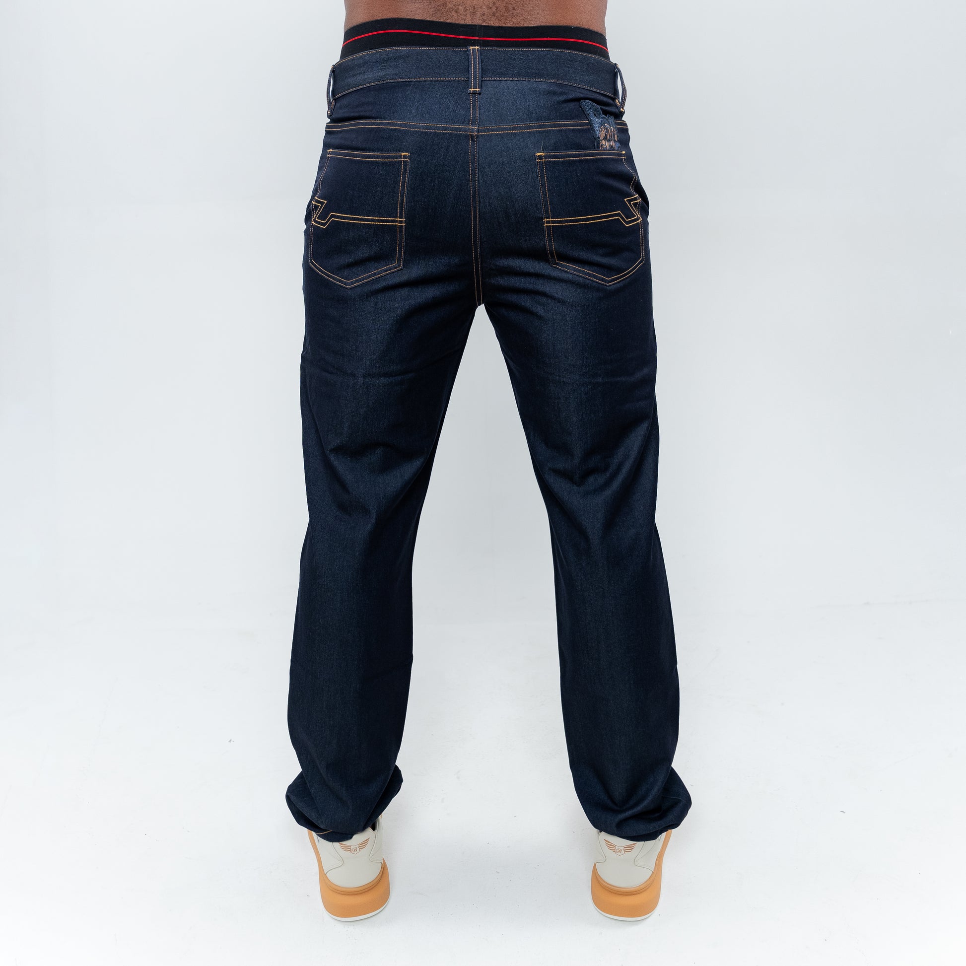 Bogart Flash Emblem Straight Jean